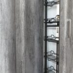 Columna extraíble "Roma" alambre grafito H=1560 a 1860mm con cierre suave W=300mm