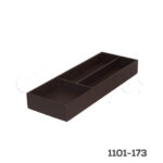 Bandeja con 3 compartimientos, material sintético apariencia cuero, 150x410x50 mm
