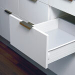 Corredera pared sencilla Cerrajes "Impaz" H=149mm L=350mm epóxica Blanca Extensión parcial - Image 2